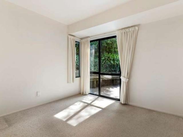 House for sale in Whangaparaoa