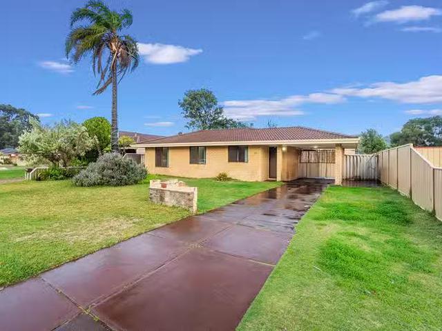 House for rent in Greenfields