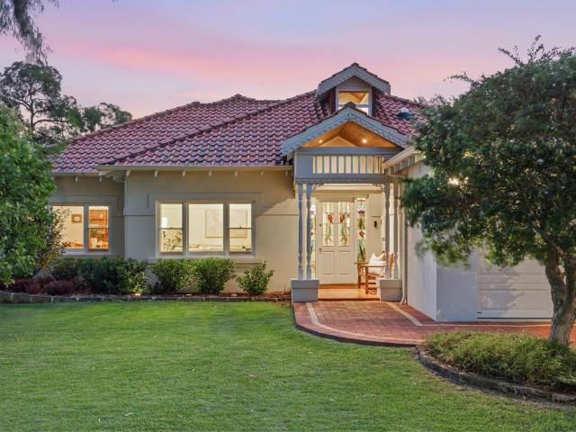 House for sale in Applecross, Western Australia