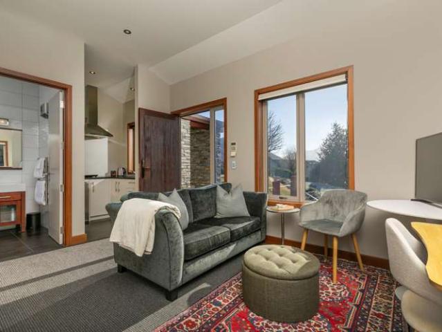 House for sale in Otakou