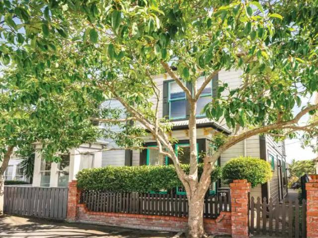House for sale in Linden, Wellington