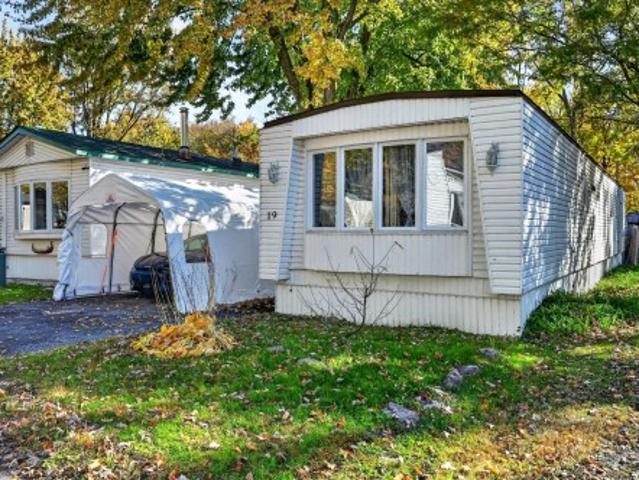 House for sale in L'Île-Bizard–Sainte-Geneviève, Montréal