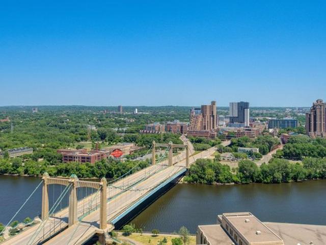 Condo for sale in Hennepin, Minnesota