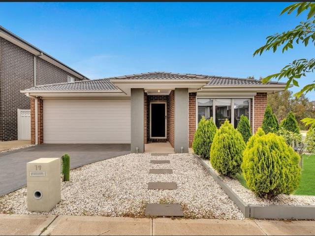 House for rent in Victoria