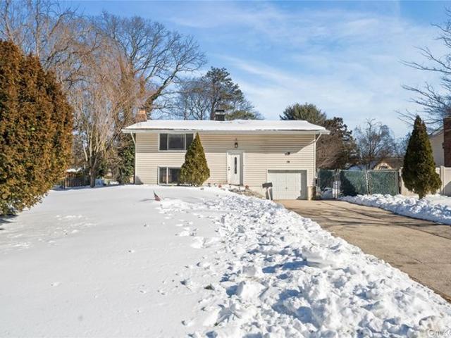 House for sale in Bohemia, New York