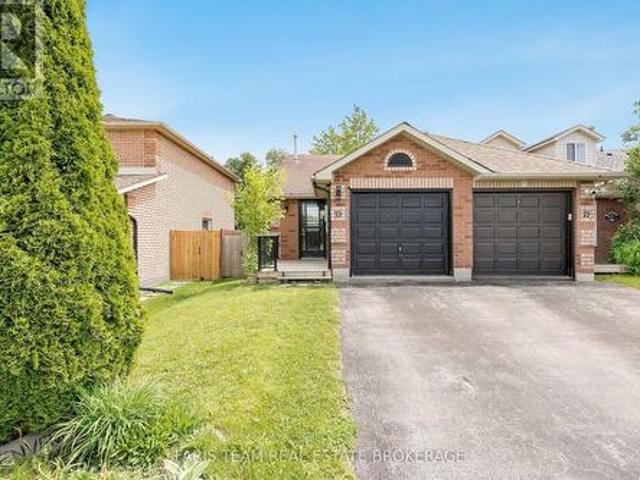 House for sale in Barrie, Ontario