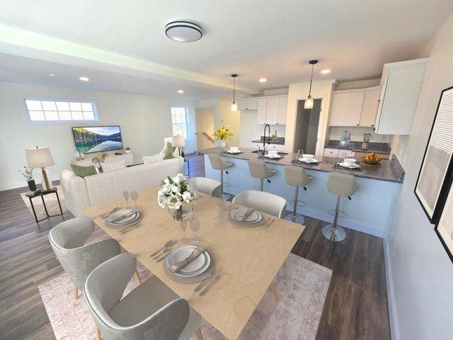 Townhouse for sale in Sanford, Maine