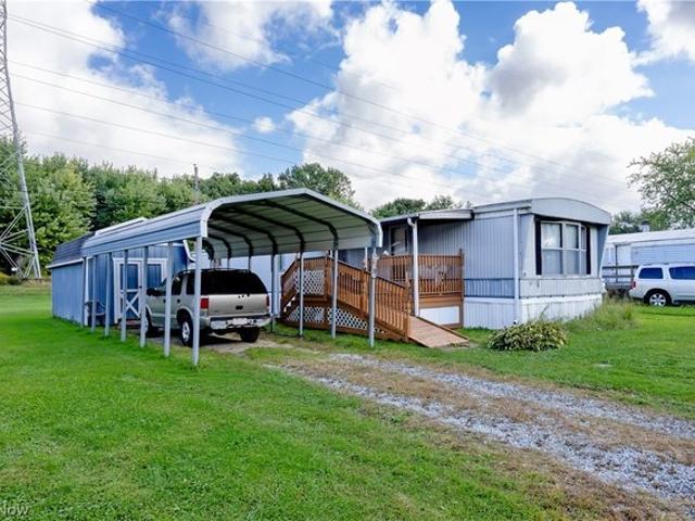 House for sale in Apple Creek, Wayne County