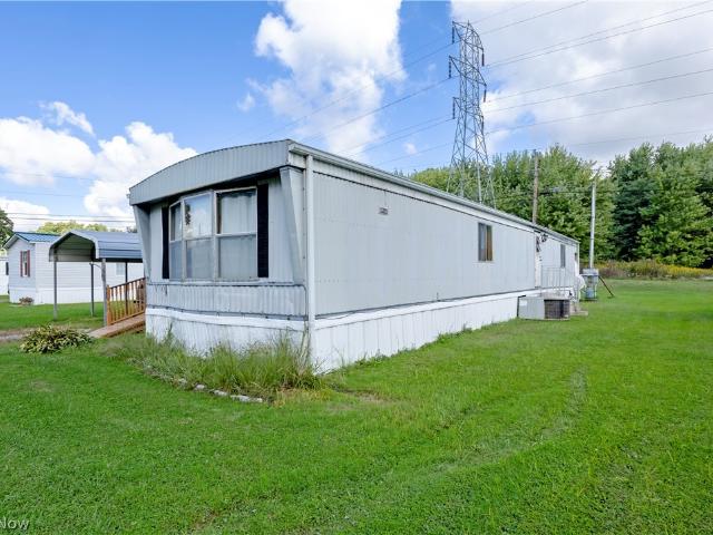 House for sale in Apple Creek, Wayne County