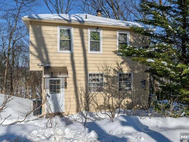 House for sale in Passaic, New Jersey