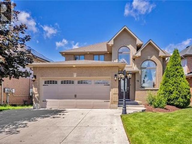 House for sale in Ancaster, Ontario