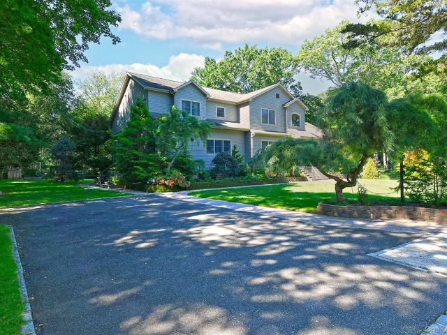 House for sale in Huntington, New York