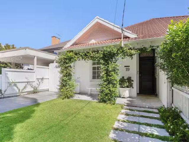 House for rent in Rose Bay