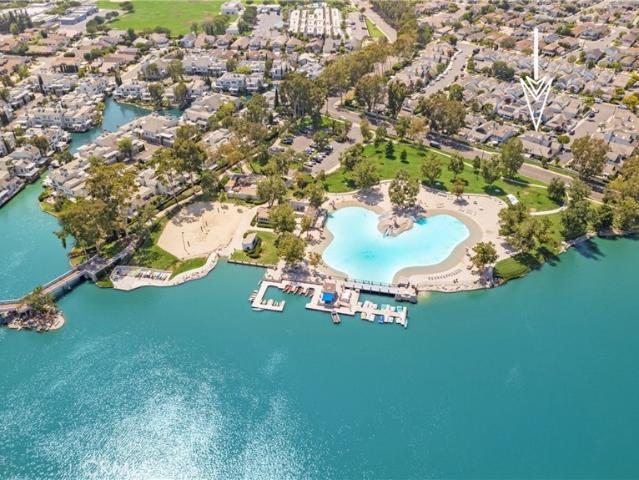 Condo for sale in Irvine, Woodbridge Condo for sale in Irvine, Woodbridge