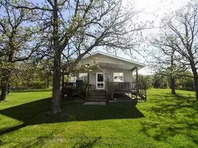 House for sale in De Salaberry, Manitoba
