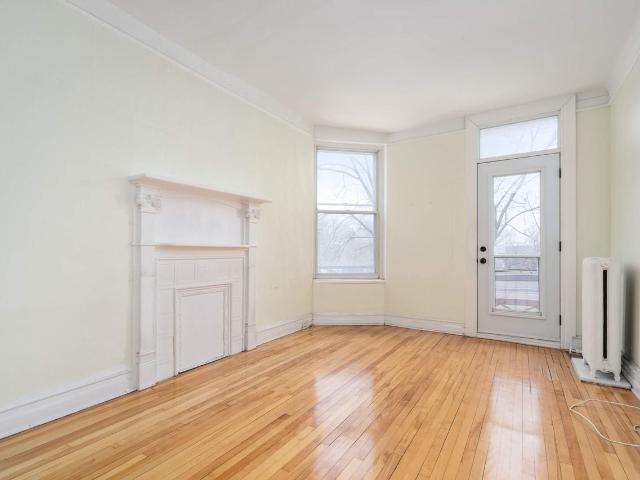 Apartment for rent in Westmount, Quebec