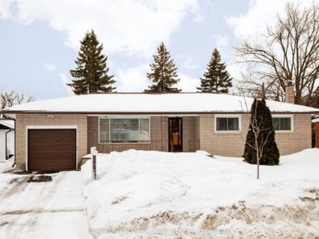 House for sale in Barrie, Ontario