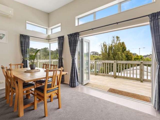 House for sale in Stillwater, Hibiscus and Bays