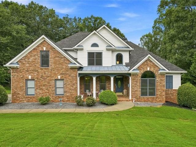 House for sale in Dawsonville, Georgia