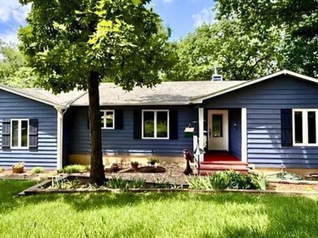 House for sale in Pacific, Missouri