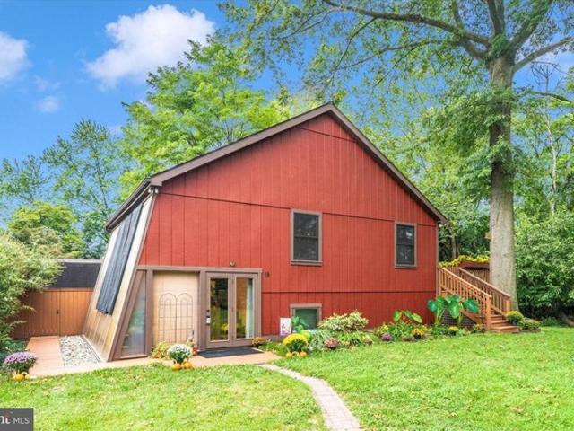 House for sale in Rocky Ridge, Maryland