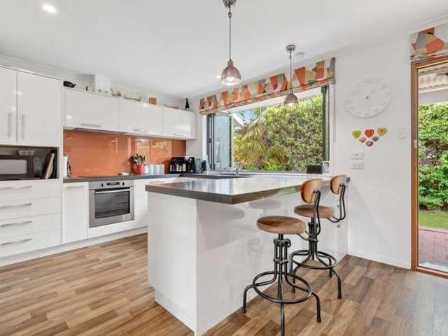 House for sale in Otakou