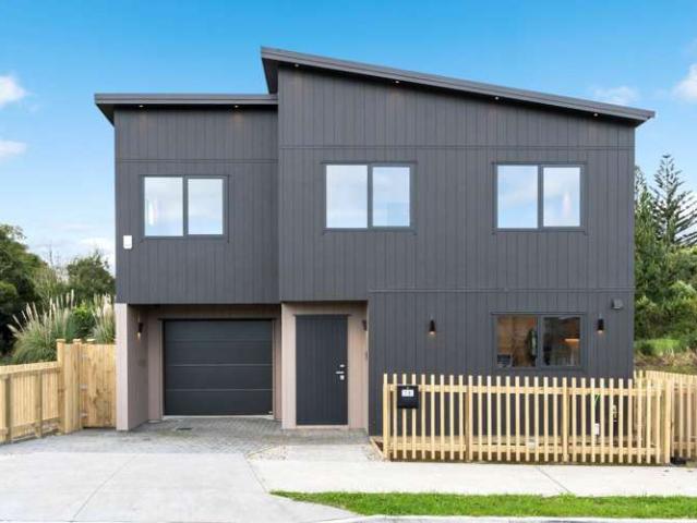 House for sale in Awhitu