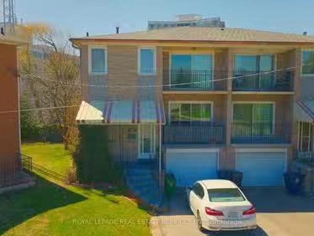 House for sale in Etobicoke