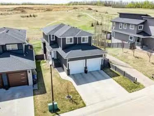 House for sale in Sylvan Lake, Alberta