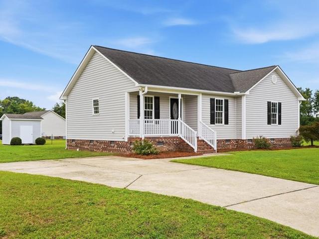 House for sale in Four Oaks, North Carolina