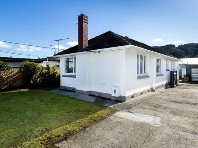 House for rent in Pauatahanui, Wellington