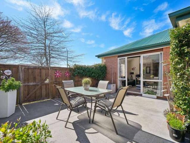 House for sale in Canterbury