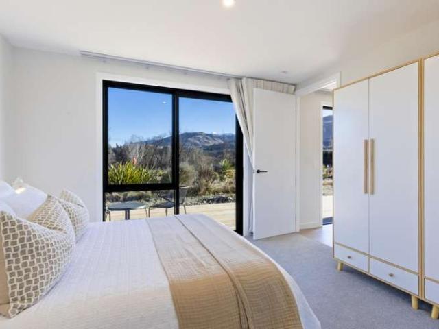 House for sale in Otakou