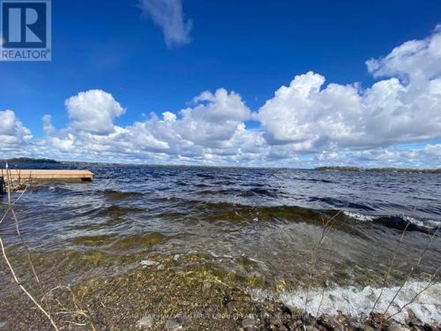 Townhouse for sale in Kawartha Lakes, Ontario