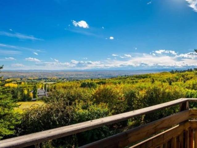 House for sale in Rocky View County, Alberta