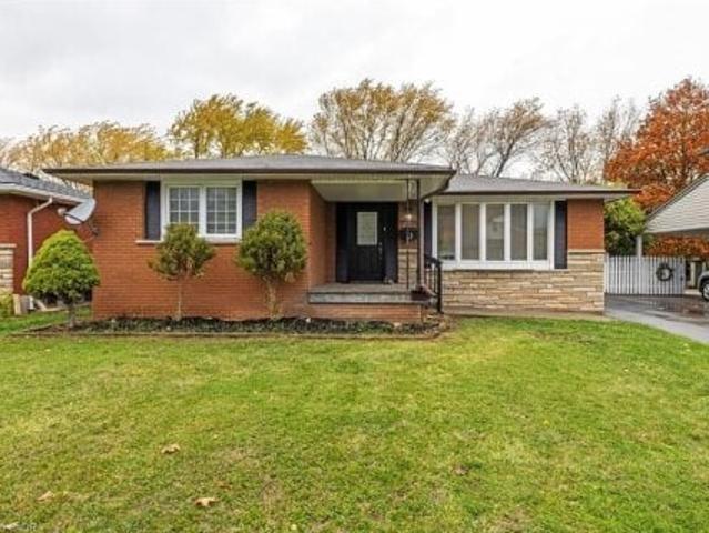 Property for sale in Ancaster, Ontario