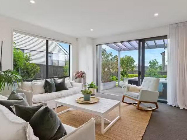 House for sale in Auckland, Oroua County