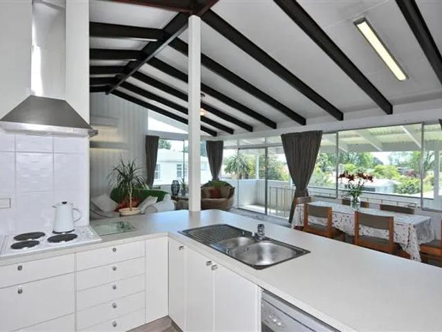 Apartment for rent in Linden, Wellington