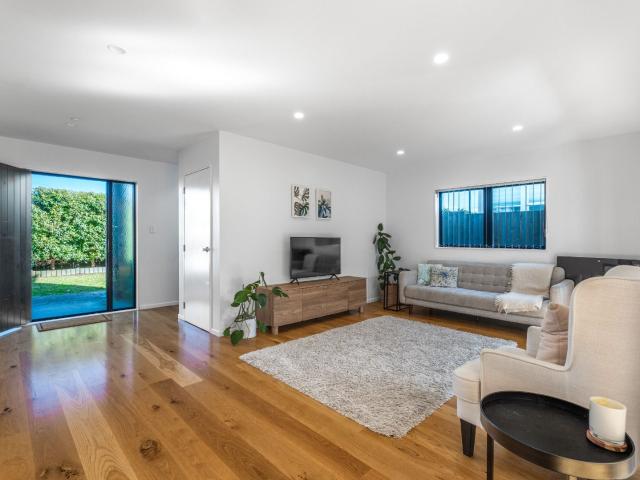 House for rent in Owhata