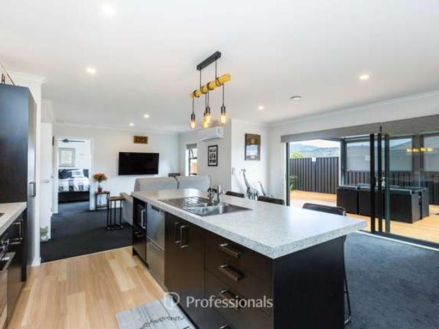 House for sale in Pauatahanui, Wellington