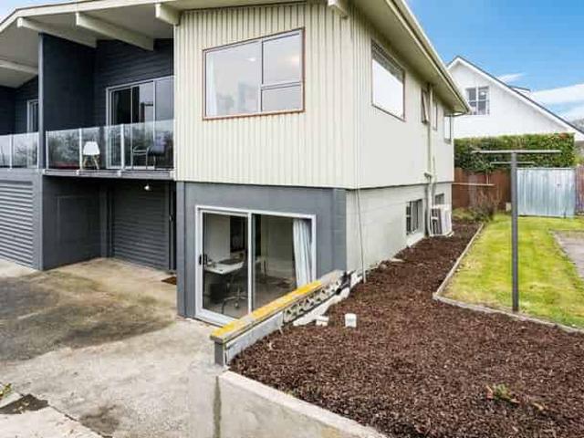 House for rent in Otakou