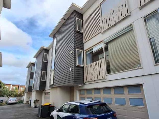 House for rent in Royal Oak, Oroua County