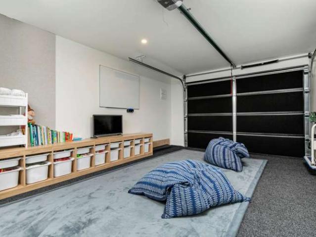 Townhouse for sale in Whangaparaoa