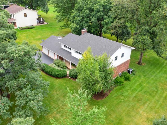 House for sale in Hampshire, Illinois