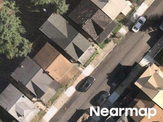 House for sale in Altoona House for sale in Altoona
