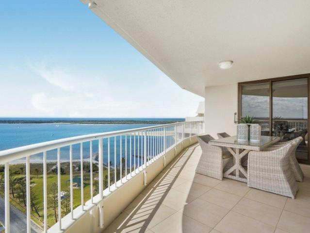 House for sale in Runaway Bay, Gold Coast City
