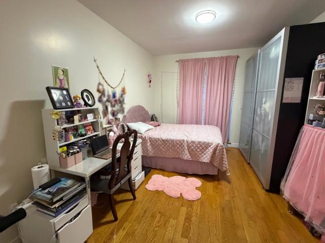 Room for rent in Arverne, New York