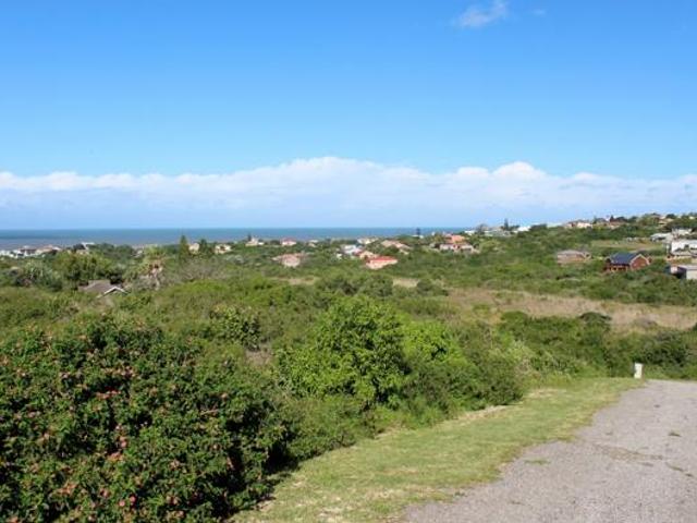 Property for sale in Bushmans River Mouth, Eastern Cape