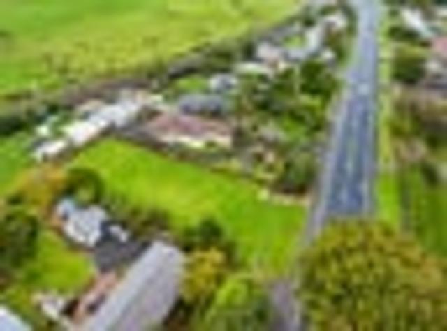 Land for sale in Awhitu