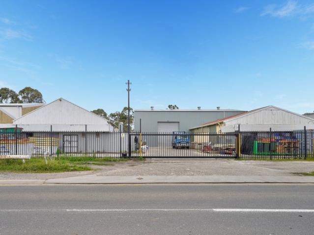 Warehouse for rent in Dunheved Business Park (North Precinct), Sydney